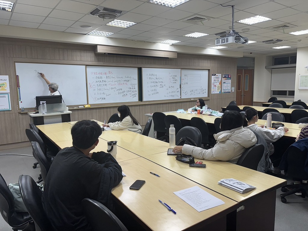 教檢解題工作訪(場次二)